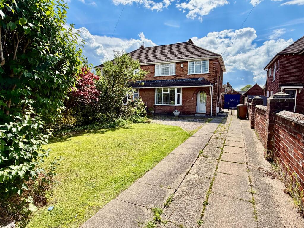 Main image of property: Louth Road, Grimsby, DN33
