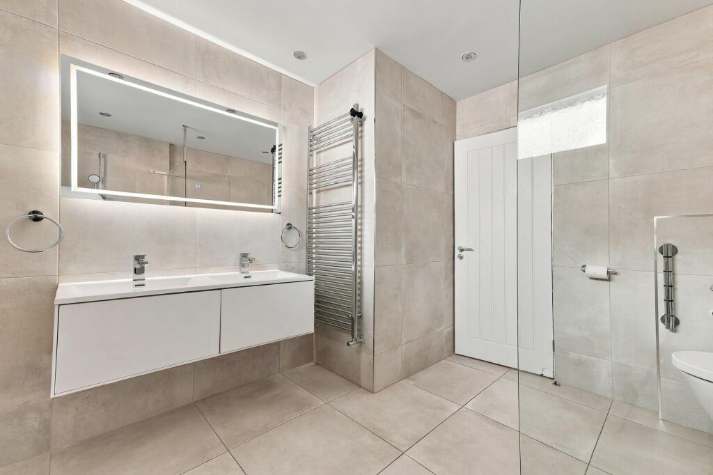 House in Sheffield - View 4