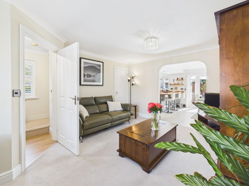 House in Towcester, West Northamptonshire - View 4