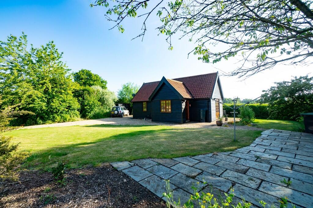 Main image of property: Old Cattle Barn, Eye