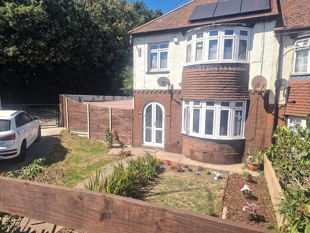 Main image of property: Old Road East, Gravesend