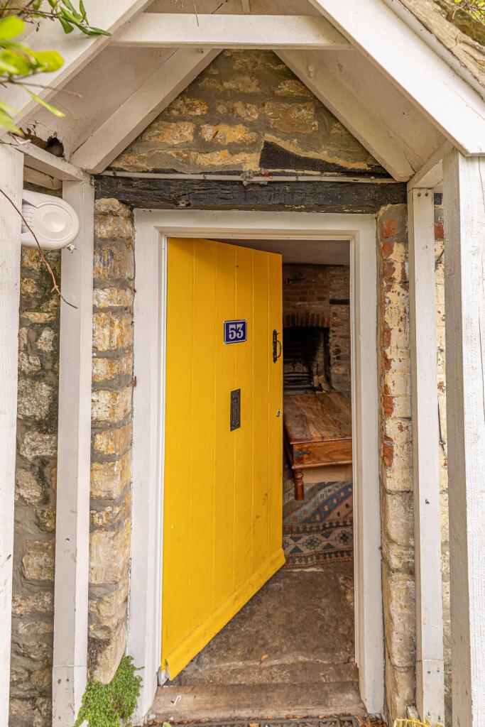 Burnivale, Malmesbury, SN16 photo 3