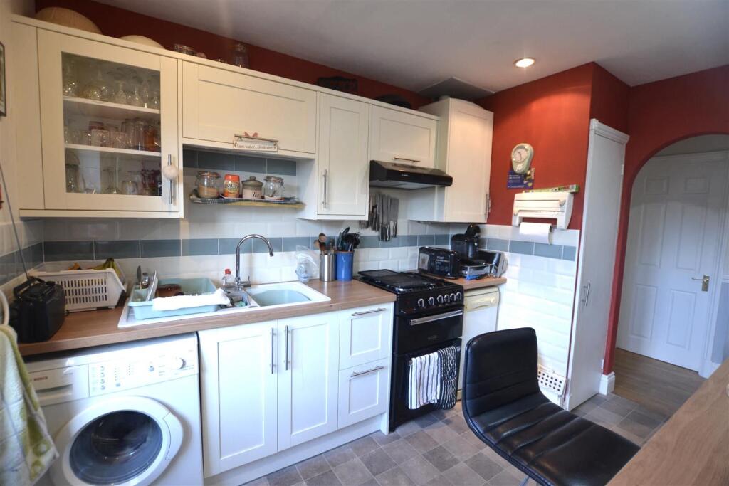 House in Leominster, Herefordshire - View 5
