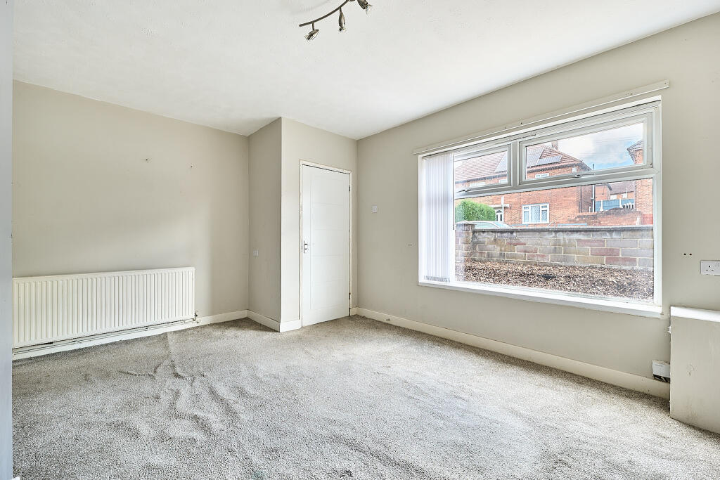 House in Stoke-on-Trent - View 4
