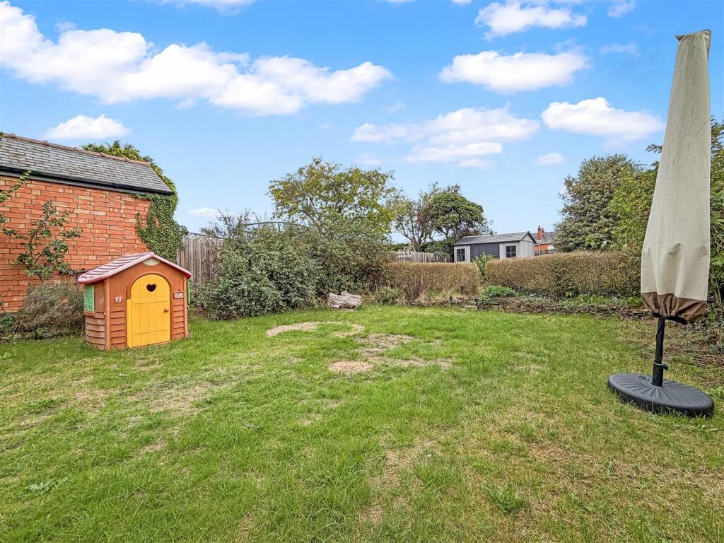 House in Newark and Sherwood, Newark - View 3