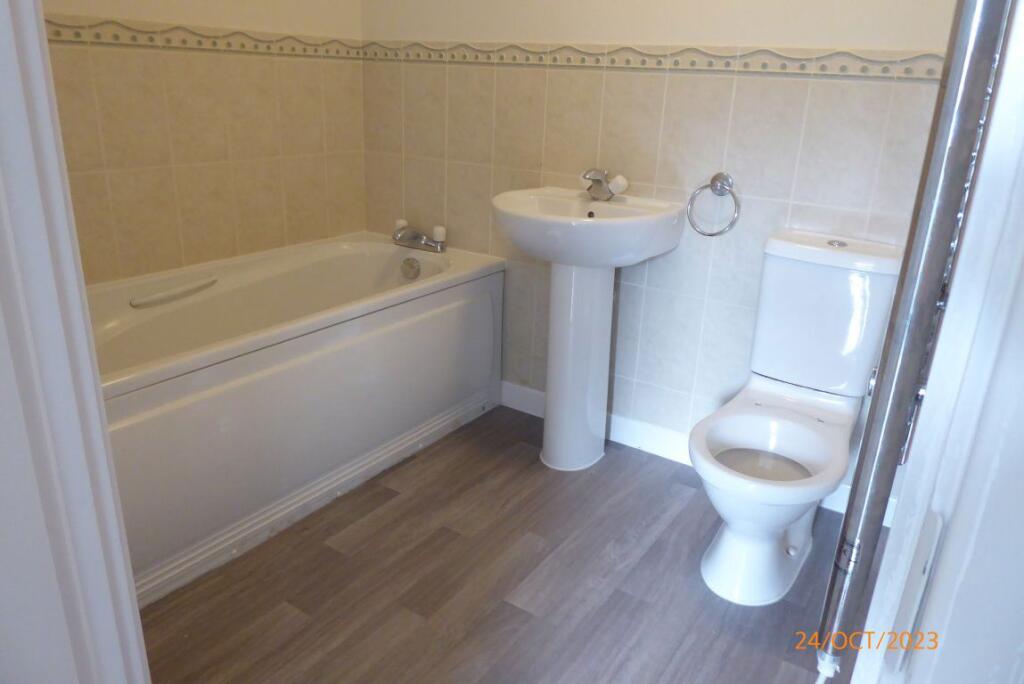 Apartment in Northampton, West Northamptonshire - More