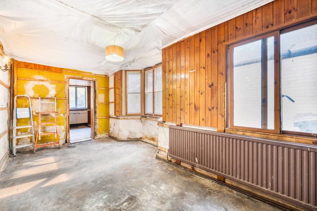 House in London - View 3