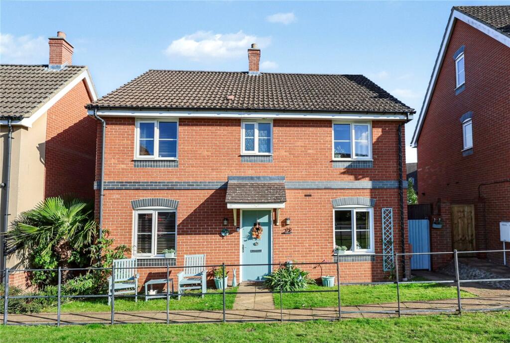 4-bed detached on Poethlyn Drive, Costessey, Norwich, Norfolk, NR8, £350,000