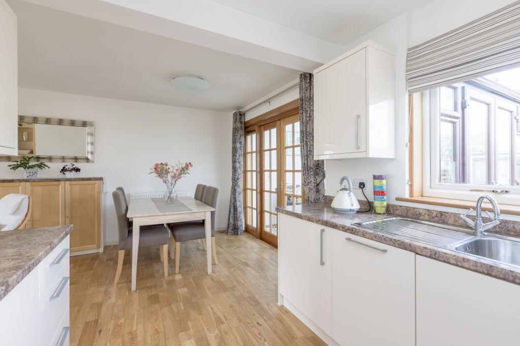 House in Edinburgh, Northfield/Willowbrae - More