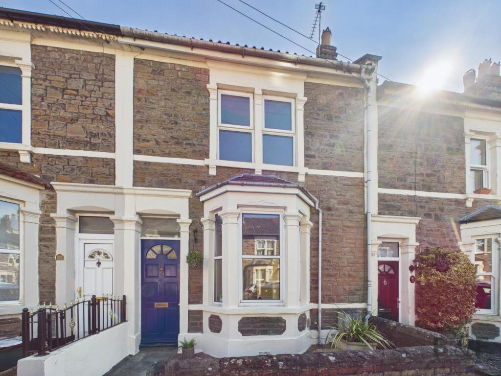 トップス house on the hill S/STee 80cm 2 bedroom house for sale in Kensington Road, Staple Hill, BS16