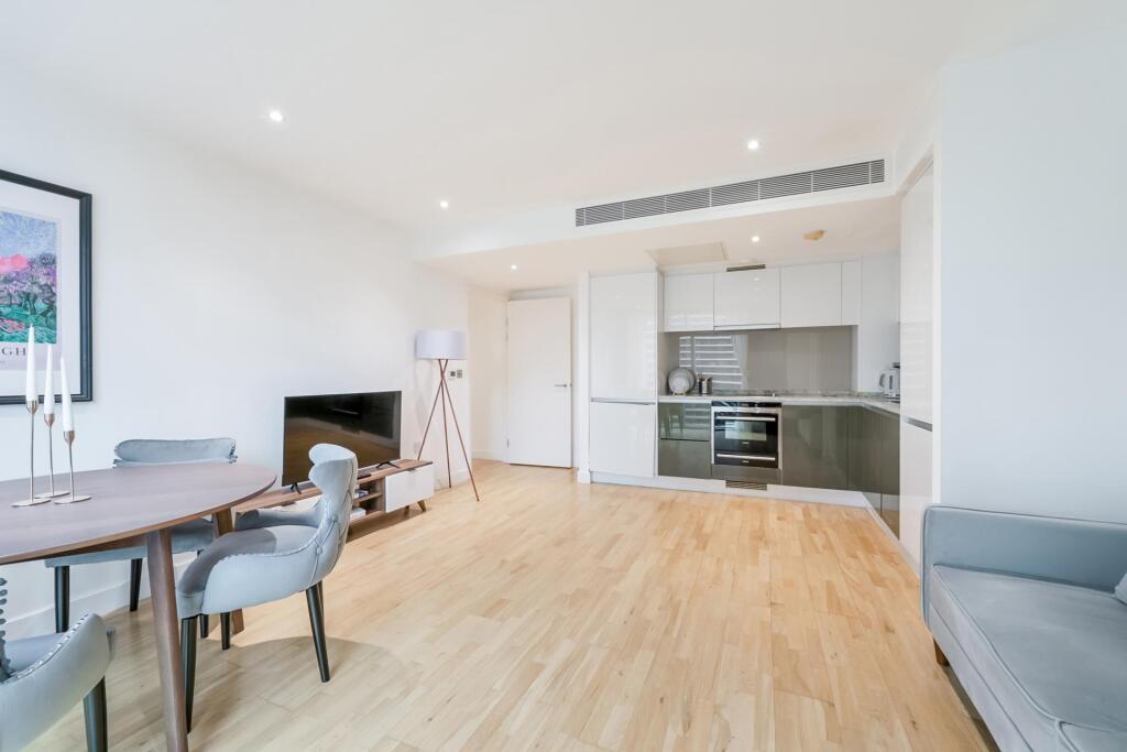 Apartment in London - View 3