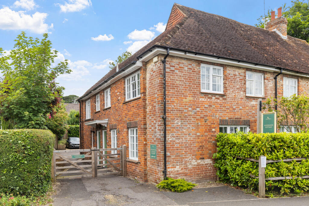 3-bed house on Lavant Road, Chichester, PO18, £599,950