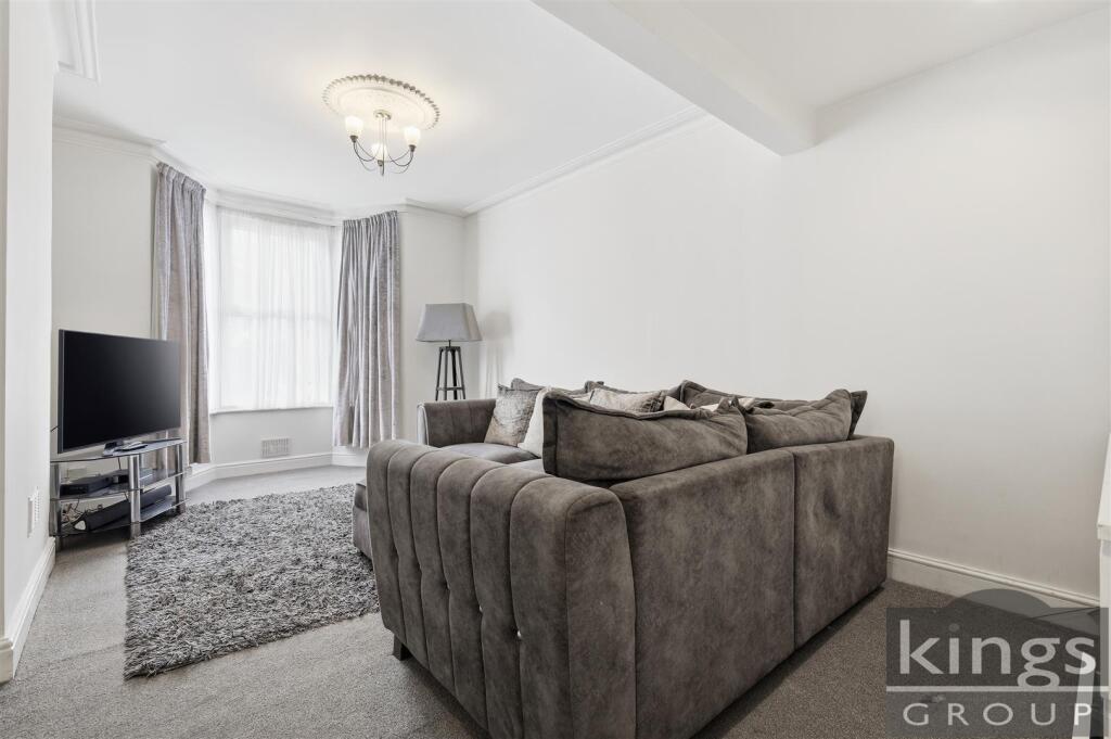 Apartment in London - View 3