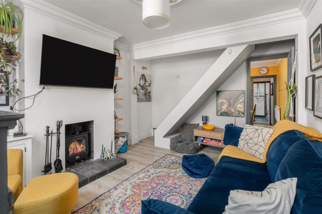 House in Cherwell, Grimsbury, Banbury - View 2