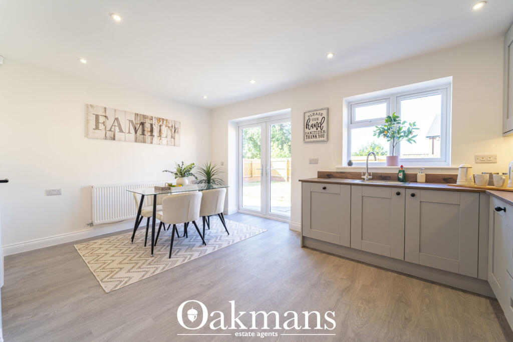 House in Dudley - View 5