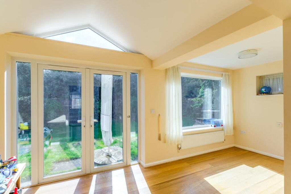 House in Leicester - View 5