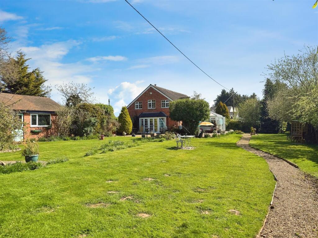 Henley Road, Hampton-On-The-Hill, Warwick photo 4