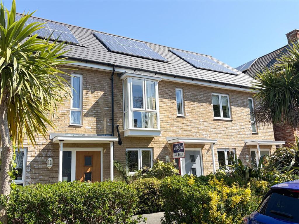 Main image of property: Consort Gardens, East Cowes