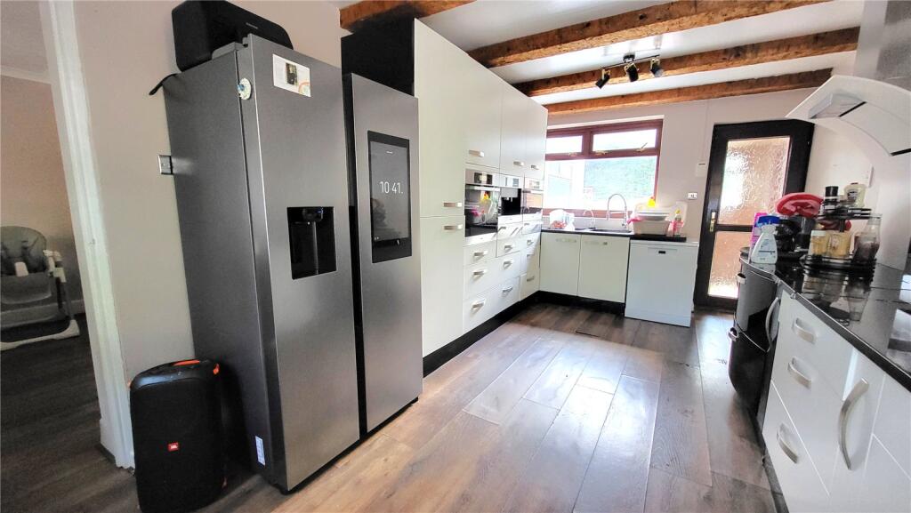 Corfe Lodge Road, Broadstone, BH18 - View 2