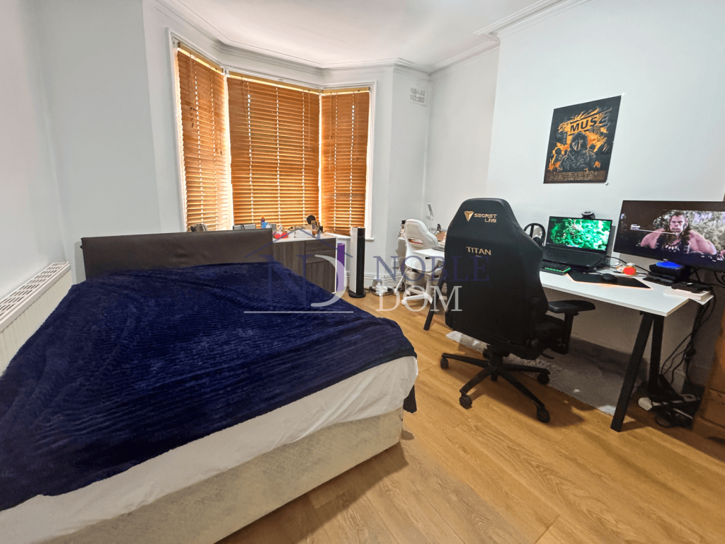 Apartment in Twickenham - View 4