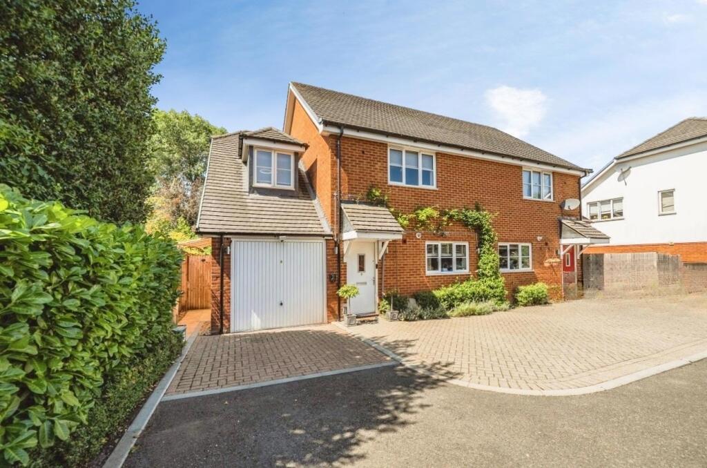 Main image of property: Sovereign Gardens, Ash Vale, Surrey, GU12