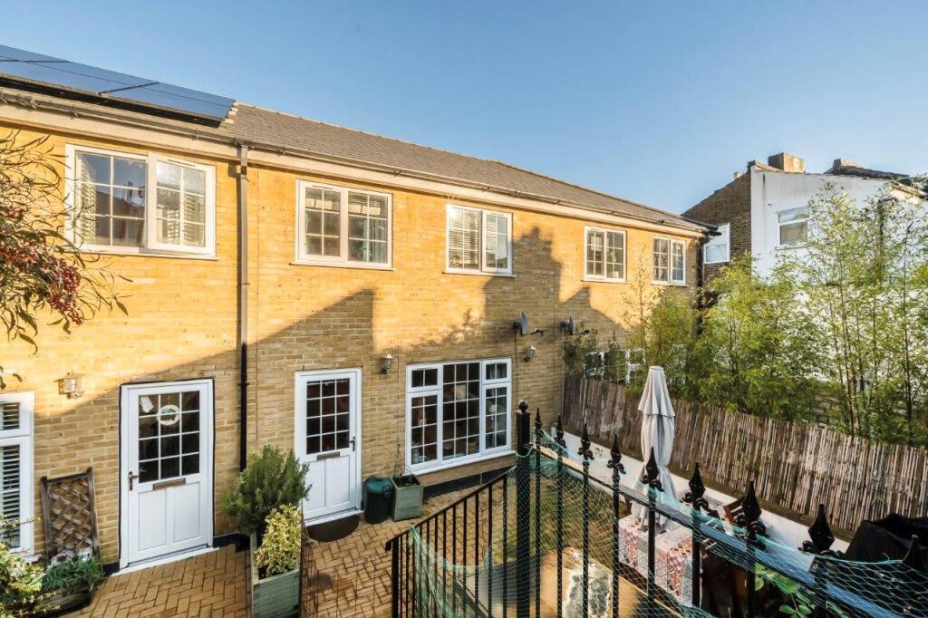 Main image of property: Michael Close, Bow, London, E3