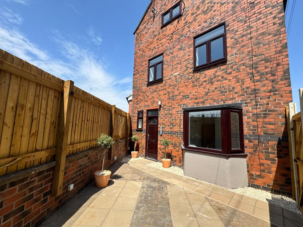 Main image of property: Railway Terrace, GRANTHAM