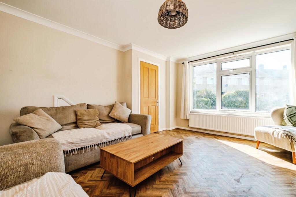 House in Brighton - More