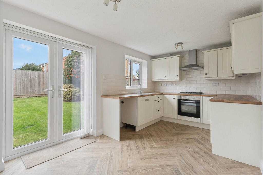 House in Wakefield - View 3
