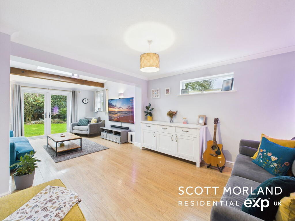 House in Basingstoke and Deane, Hampshire - View 2