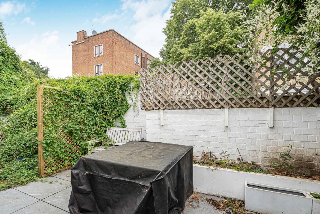 Apartment in London - View 4