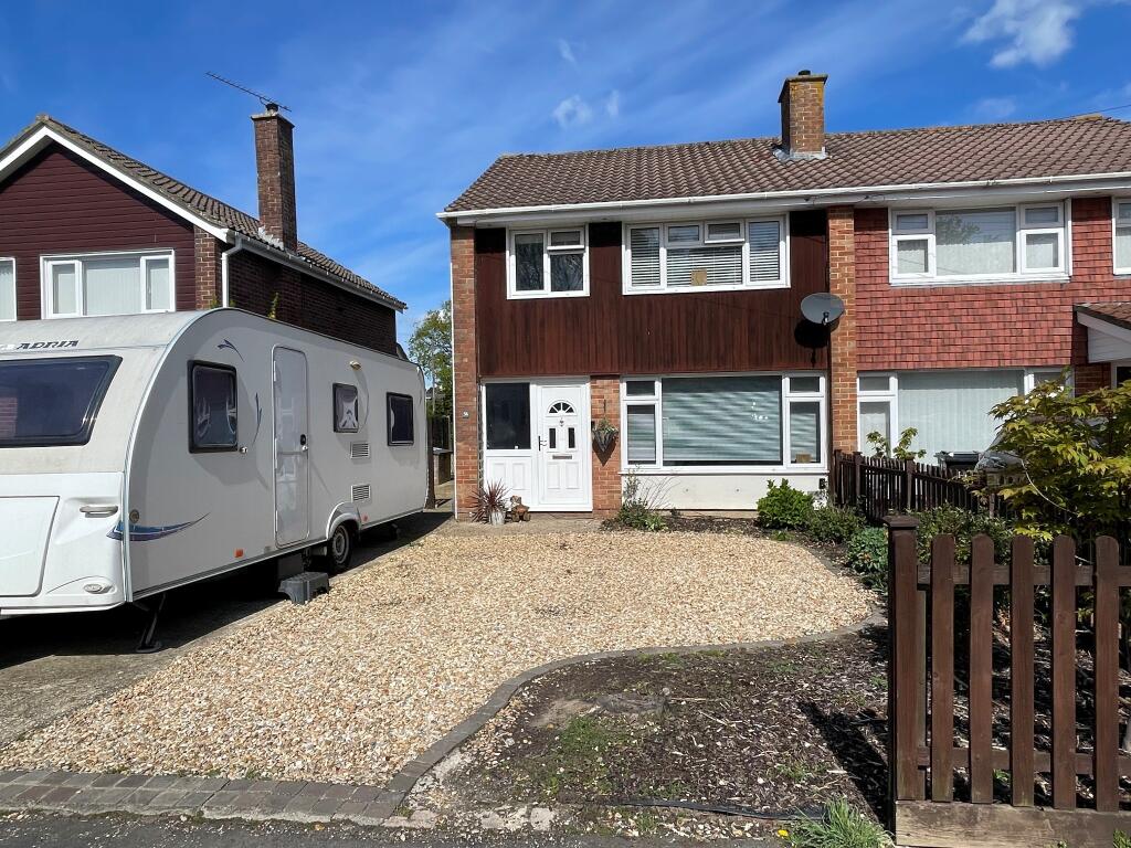 Main image of property: Heatherstone Avenue, Dibden Purlieu