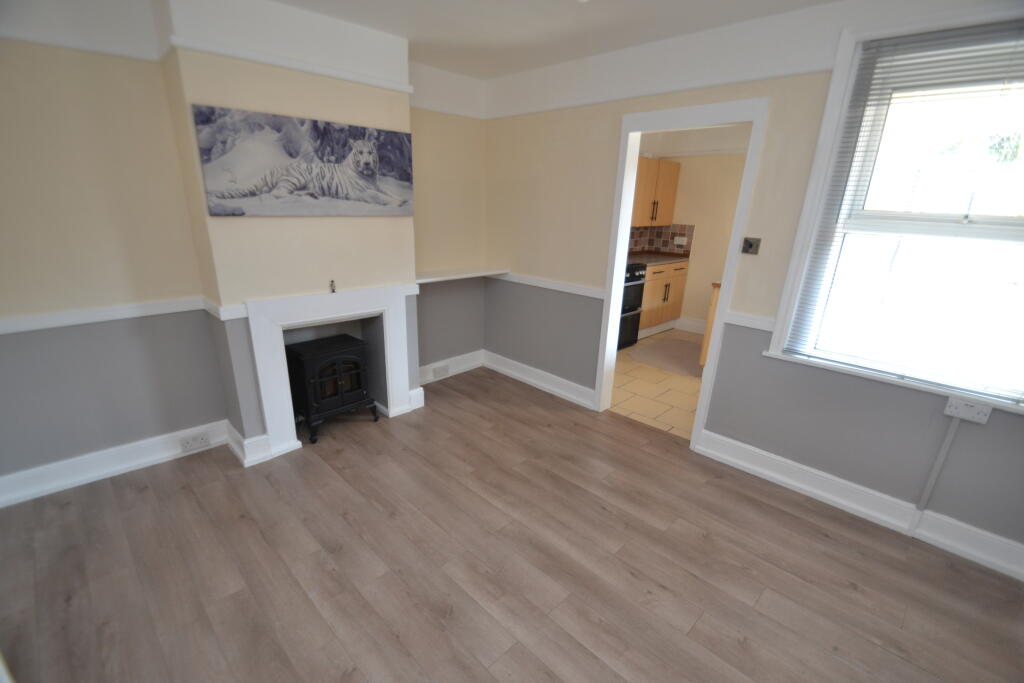 House in Ryde, Oakfield - View 5