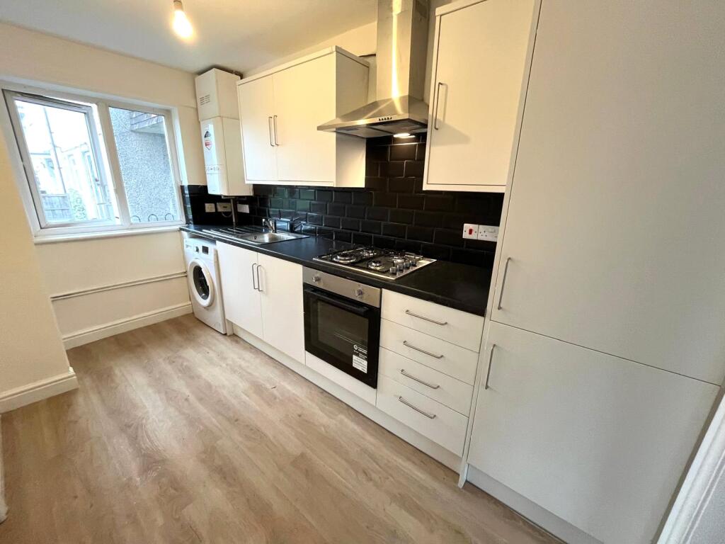 House in Manchester, Greater Manchester - View 4