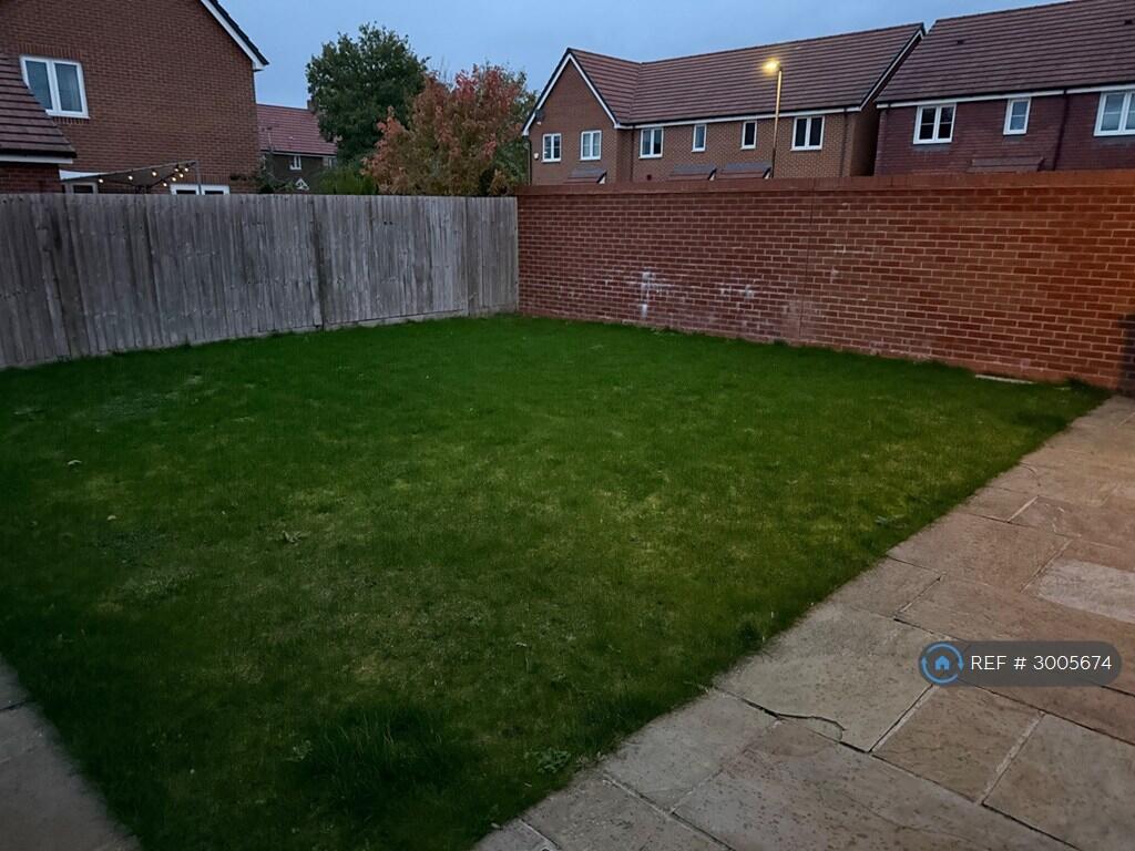 Property photo 8