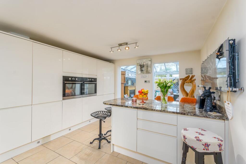 Cherry Close, Offenham WR11 8SQ photo 3