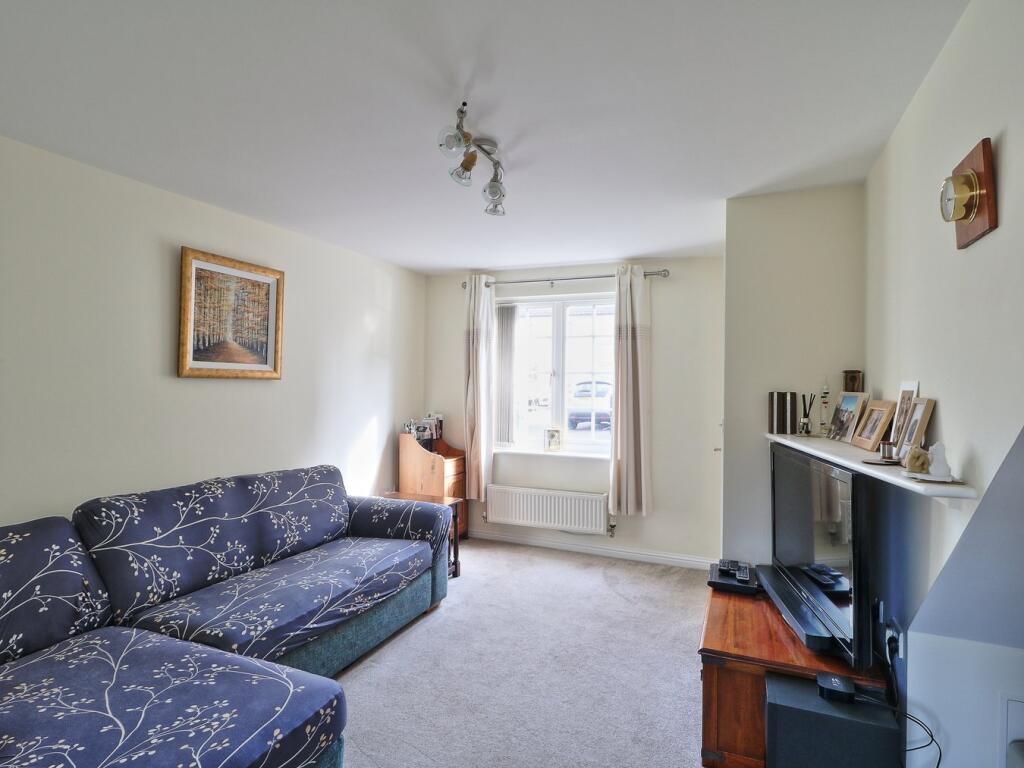 Ream Close, Eynesbury, St Neots, PE19 photo 3
