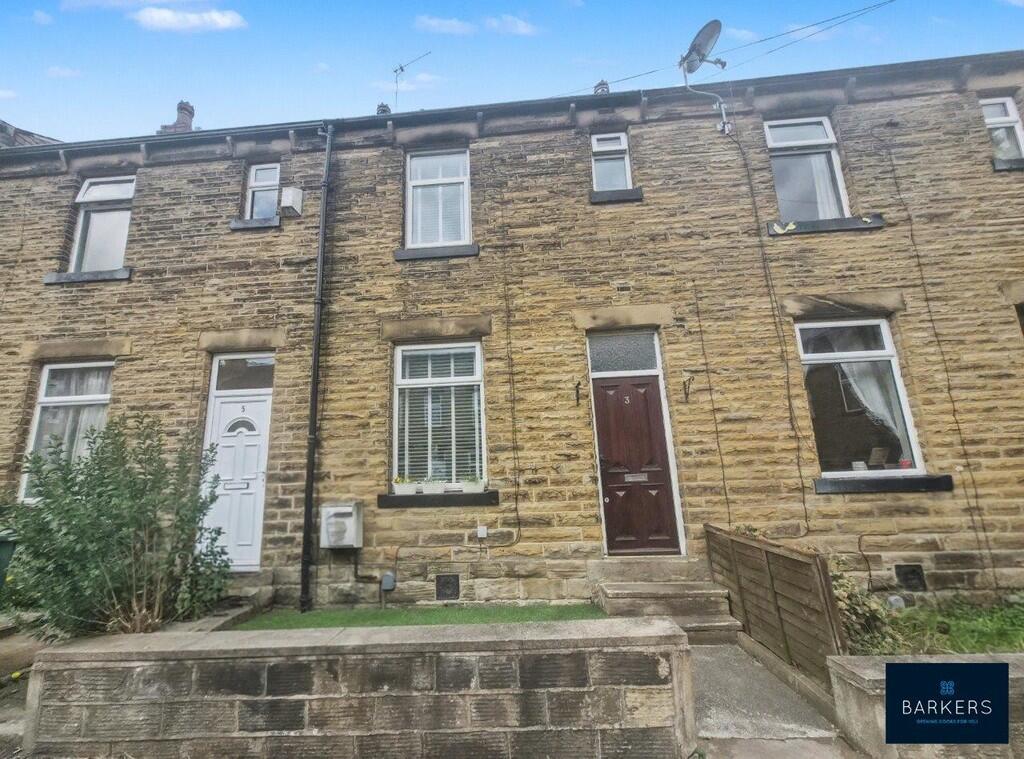 2-bed terraced on Mortimer Avenue, Batley, £125,000