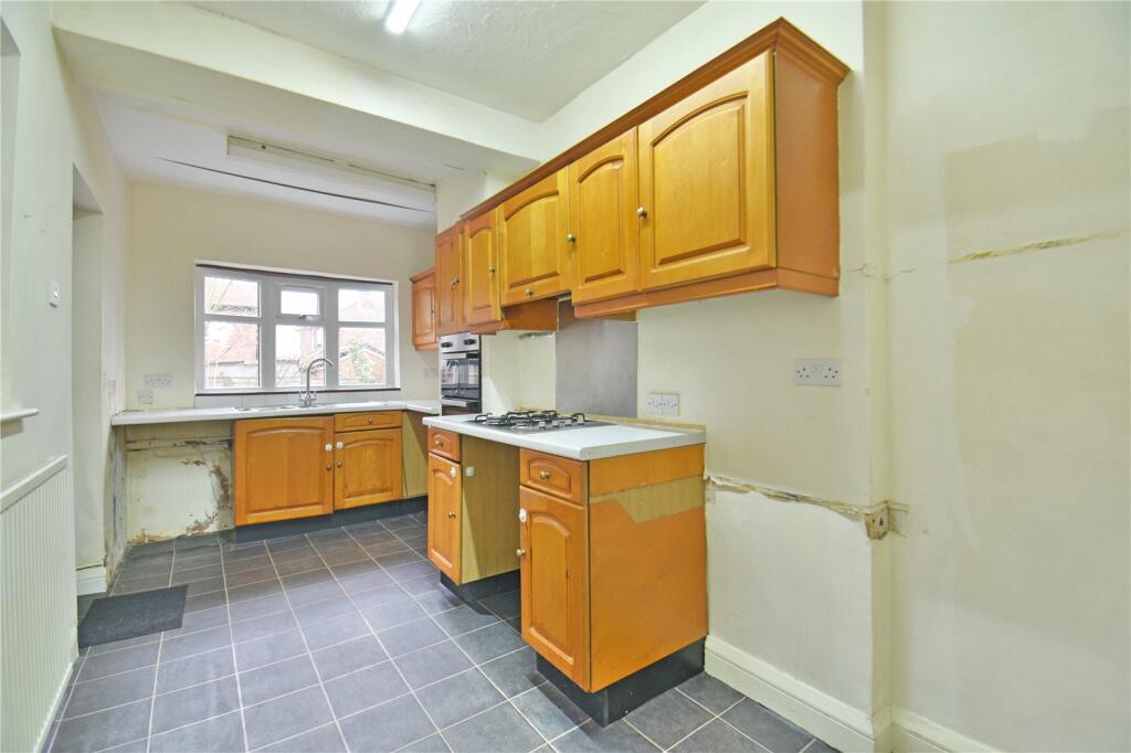 House in Stockport, Heaton Chapel - View 4