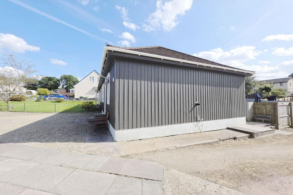 House in Motherwell, South Lanarkshire - View 4