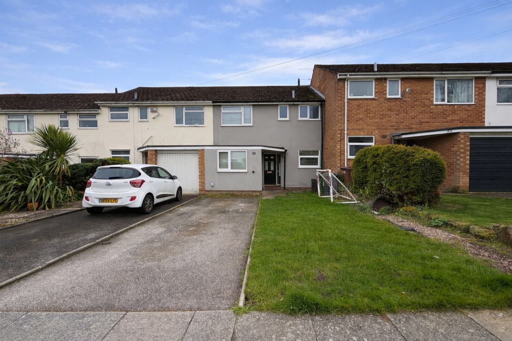 Main image of property: Foxdale Close, Oxton, Merseyside, CH43