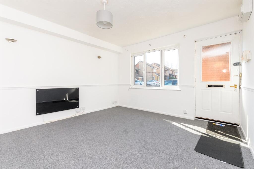 Apartment in Dartford - View 4