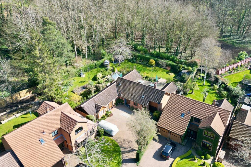 Main image of property: Tall Trees Close, Northampton, NN4 9XZ