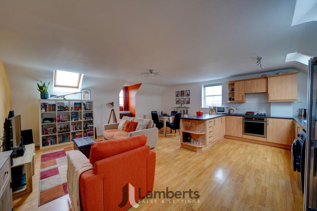 Alcester Road, Studley, B80 – pohled 2