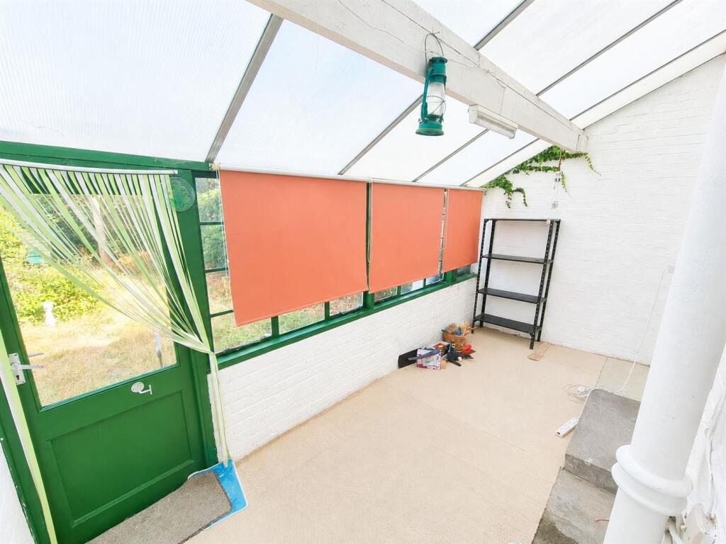 House in Portsmouth - View 5