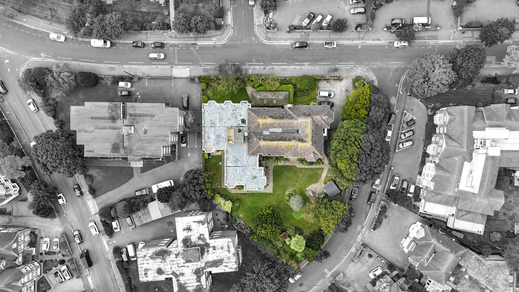 Main image of property: Dolphin Court, Shelley Road, Worthing, West Sussex, BN11 4DD