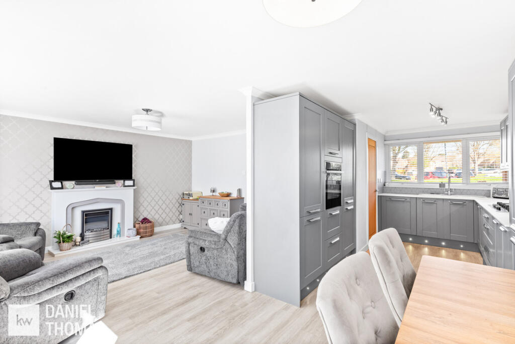House in Epping Forest, Waltham Abbey - View 2