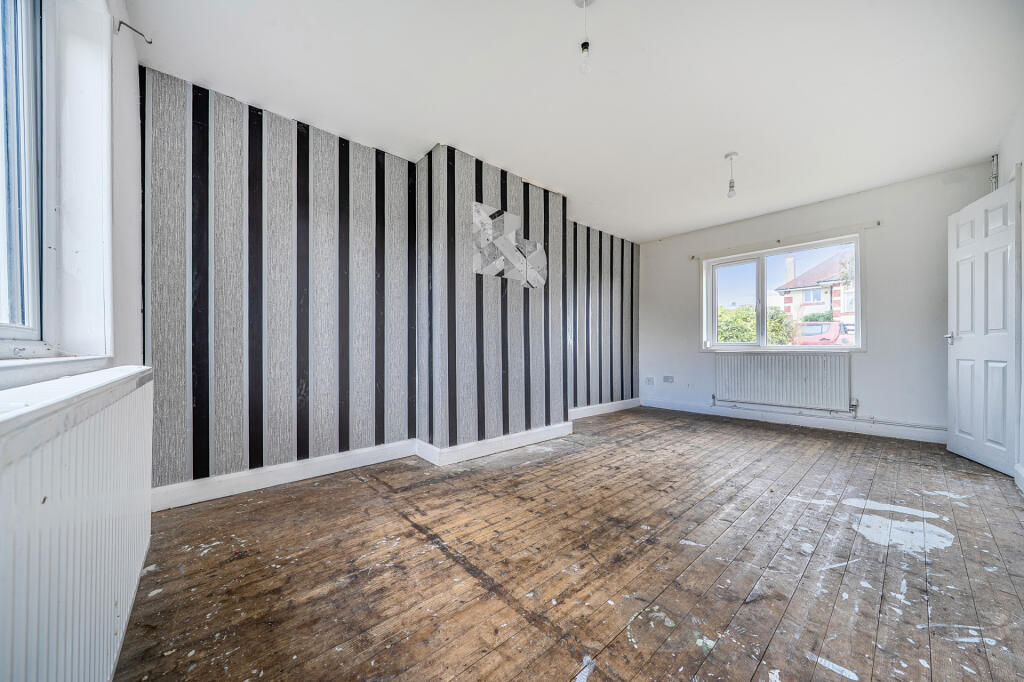 House in Dudley - View 4