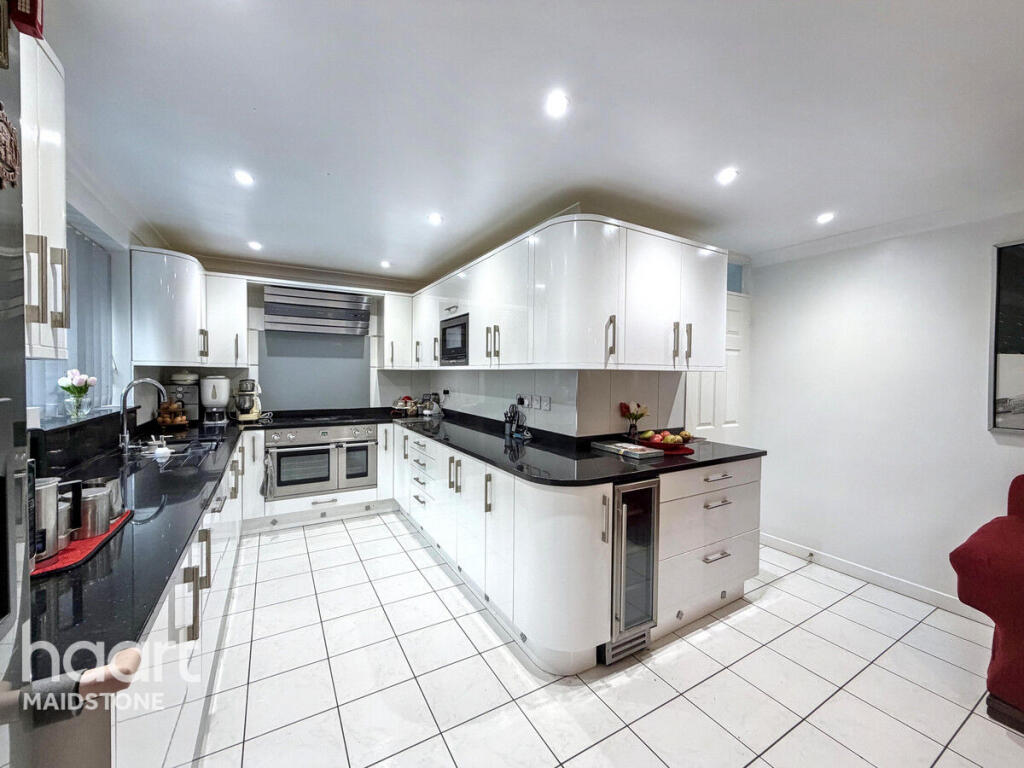 Main image of property: London Road, Aylesford