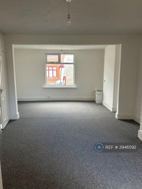 House in Milton Keynes - View 4